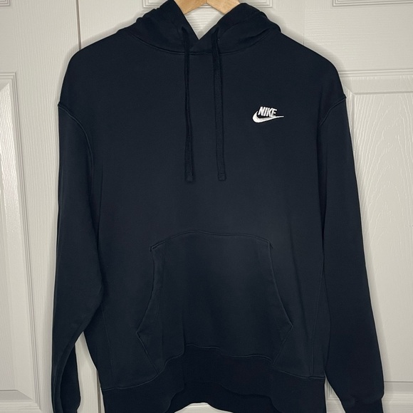 SOLD Nike Men's Sportswear Club Fleece Pullover Hoodie - Picture 7 of 7